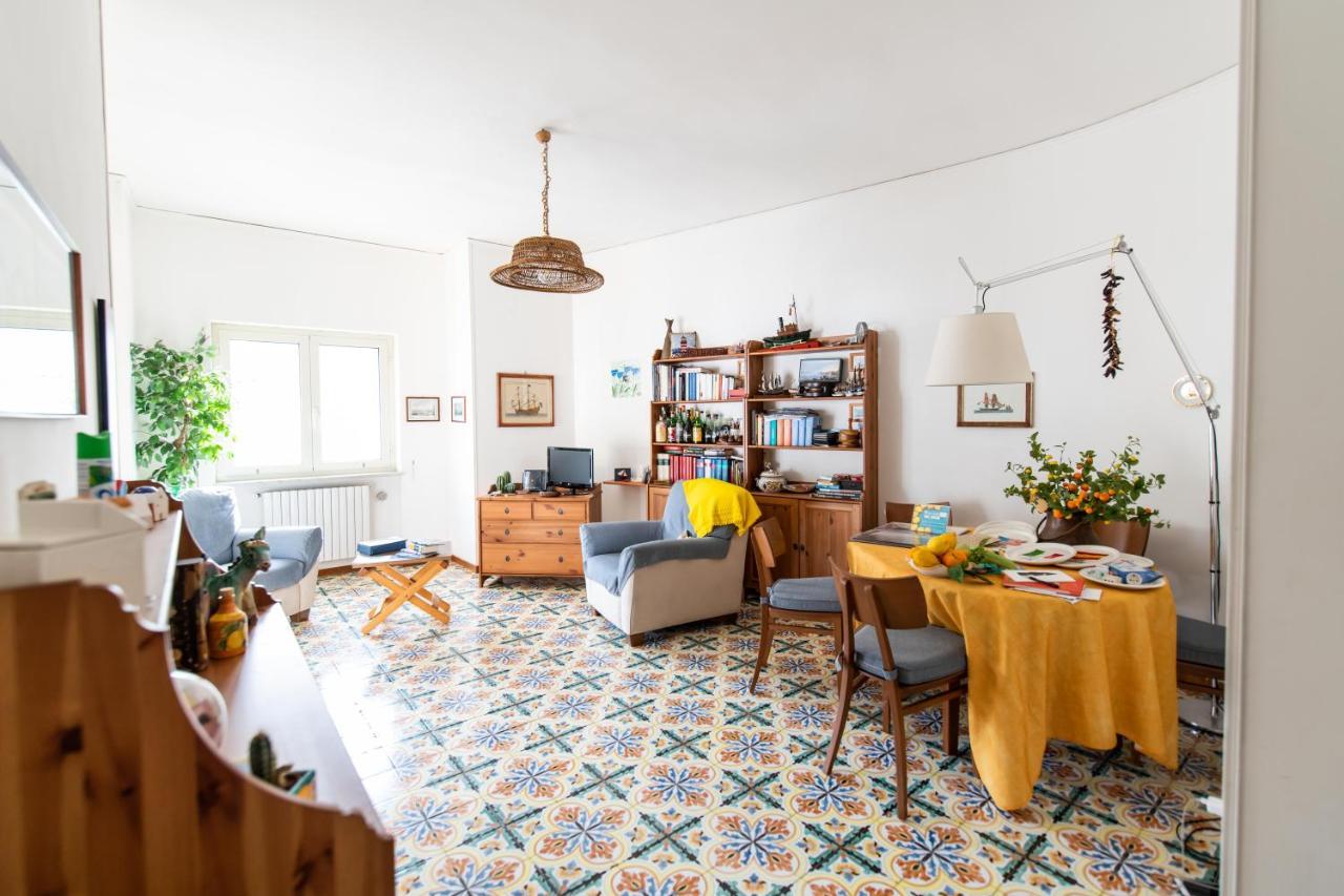 Virginia's Apartment Sorrent